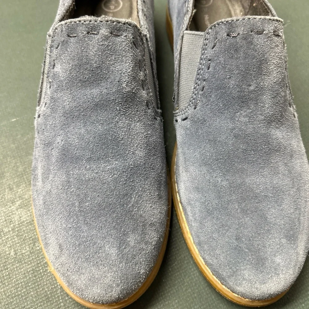 Hush Puppies Shoes Sz 6.5M Slip On Loafers Flats Blue Suede Casual Summer Womens